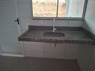 Bairro novo mundo   2 quartos  Sala Cozinha Banheiro social  Area de serviço coberta  Valor 190.000,00