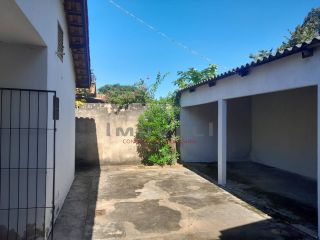BAIRRO NOISE CURVO  2 QUARTOS  SALA COZINHA BANHEIRO SOCIAL AREA DE SERVIÇO COBERTA AREA TOTAL 180 MTS  VALOR 240.000,000