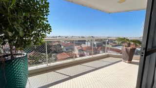Apartamento com 232m² – Um por andar – 4 quartos, 2 suítes, depósito e lazer completo