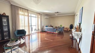 Apartamento com 232m² – Um por andar – 4 quartos, 2 suítes, depósito e lazer completo