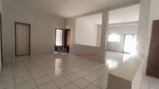 Casa Para Vender com 4 quartos  no bairro Vila Ipase em Várzea Grande