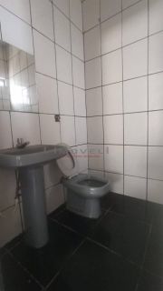 Casa Para Vender com 4 quartos  no bairro Vila Ipase em Várzea Grande