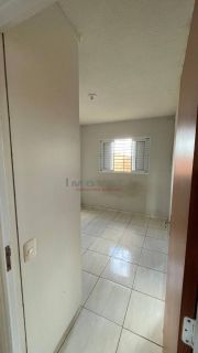 Casa com 2/4 no bairro Paiaguas em Varzea grande
