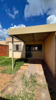 Casa com 2/4 no bairro Paiaguas em Varzea grande
