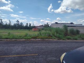 TERRENO PARQUE DAS ÁGUAS