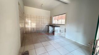 Casa para locação na região do Chapéu do Sol
