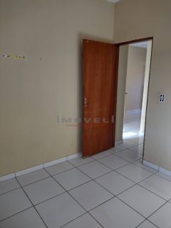 UMA BELA CASA À VENDA EM CUIABA