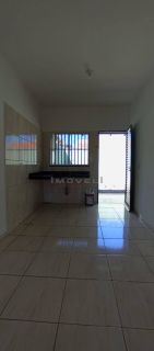 Casa com 2 quartos no bairro Canelas