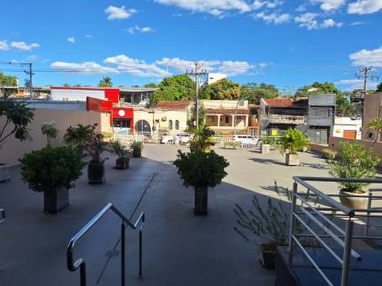 SALA COMERCIAL À VENDA