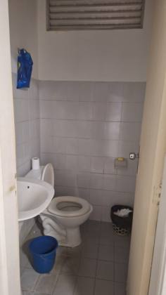 SALA COMERCIAL À VENDA