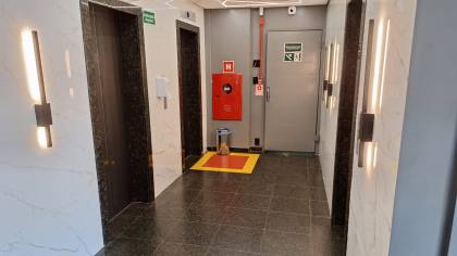 SALA COMERCIAL À VENDA