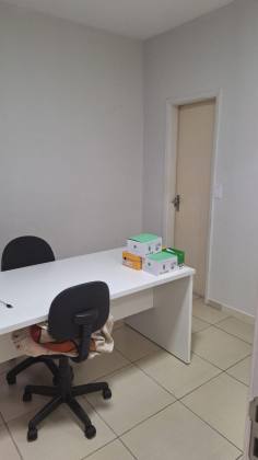 SALA COMERCIAL À VENDA