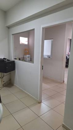SALA COMERCIAL À VENDA