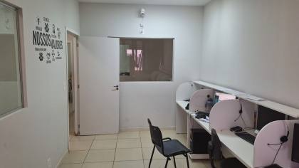 SALA COMERCIAL À VENDA