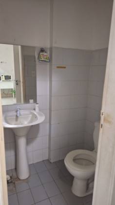 SALA COMERCIAL À VENDA
