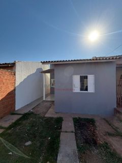 Linda casa no bairro santa cecilia Casa com 3/4 Sala  Cozinha  Wc social  Itbi e registro incluso primeiro imóvel  R$: 210.000