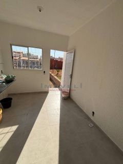 Linda casa no bairro santa cecilia Casa com 3/4 Sala  Cozinha  Wc social  Itbi e registro incluso primeiro imóvel  R$: 210.000