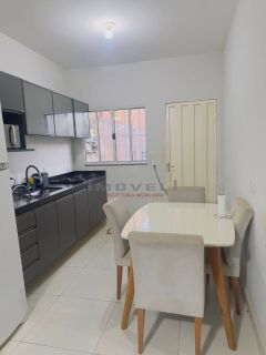 CASA Á VENDA NO CHAPÉU DO SOL