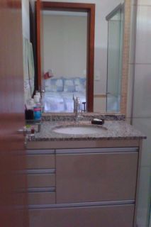 Sobrado á venda no Condomínio Village Arvoredo