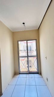 Apartamento com 2/4 no Residencial Veneza IV no Costa verde