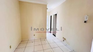 Apartamento com 2/4 no Residencial Veneza IV no Costa verde