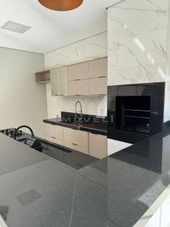 CASA Á VENDA NO MARAJOARA