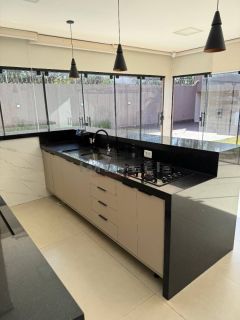 CASA Á VENDA NO MARAJOARA