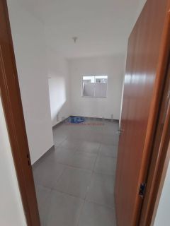 Casa com 2/4 no bairro Paiaguás em Várzea Grande