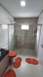 CASA Á VENDA EM CUIABÁ