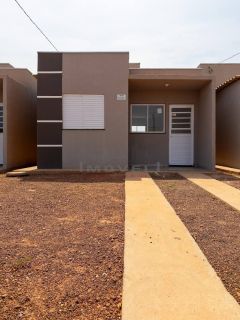 CASA Á VENDA NO BAIRRO NOVO MUNDO