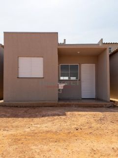 CASA Á VENDA NO BAIRRO NOVO MUNDO