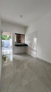 CASA Á VENDA NO BAIRRO COSTA VERDE