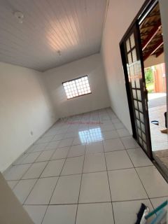 CASA Á VENDA NO PARQUE CUIABA