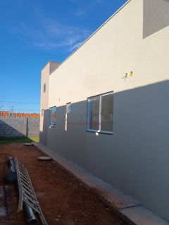 CASA Á VENDA NO PARQUE DAS AMERICAS