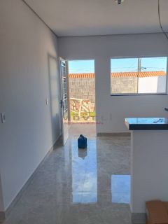 CASA Á VENDA NO PARQUE DAS AMERICAS