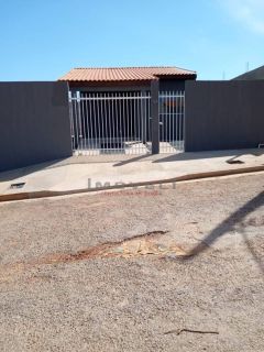 CASA Á VENDA NO BAIRRO ALTOS DO GLORIA