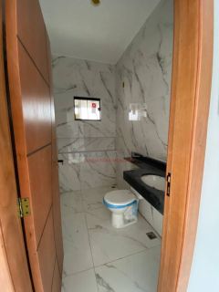 CASA Á VENDA NO BAIRRO COSTA VERDE