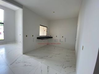 CASA Á VENDA NO BAIRRO COSTA VERDE