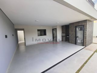 CASA Á VENDA NO COSTA VERDE