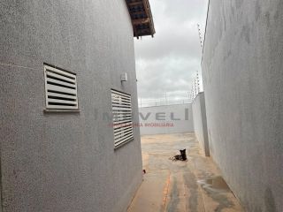 CASA Á VENDA NO PAIAGUÁS