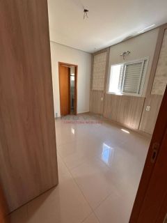 CASA Á VENDA NO CONDOMÍNIO  VILLAGIO  IIDA RISSATO