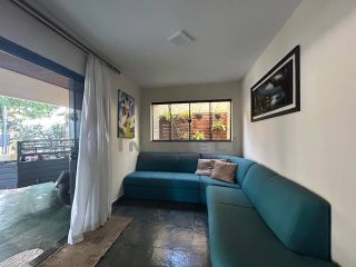 CASA  Á VENDA NO CANELAS