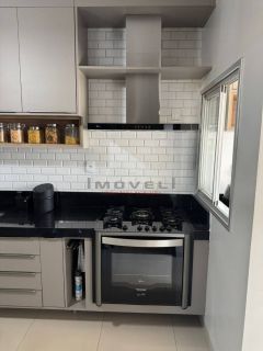 APARTAMENTO Á VENDA NO EDIFÍCIO  RAVENA