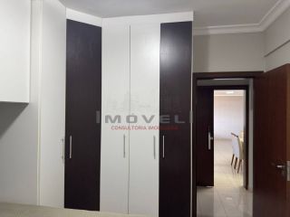 APARTAMENTO Á VENDA NO EDIFÍCIO  RAVENA