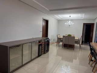 APARTAMENTO Á VENDA NO EDIFÍCIO  RAVENA