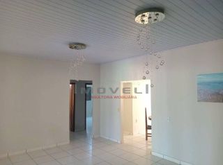 CASA Á VENDA NO BAIRRO CANELAS