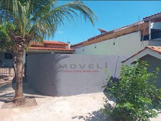 CASA Á VENDA NO BAIRRO CANELAS