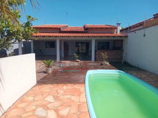 CASA Á VENDA NO BAIRRO CANELAS