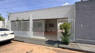 CASA Á VENDA NO OURO VERDE CONDOMÍNIO FECHADO