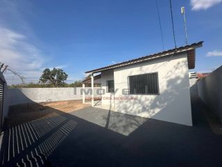 CASA Á VENDA NO BAIRRO ALTOS DO CERRADOS